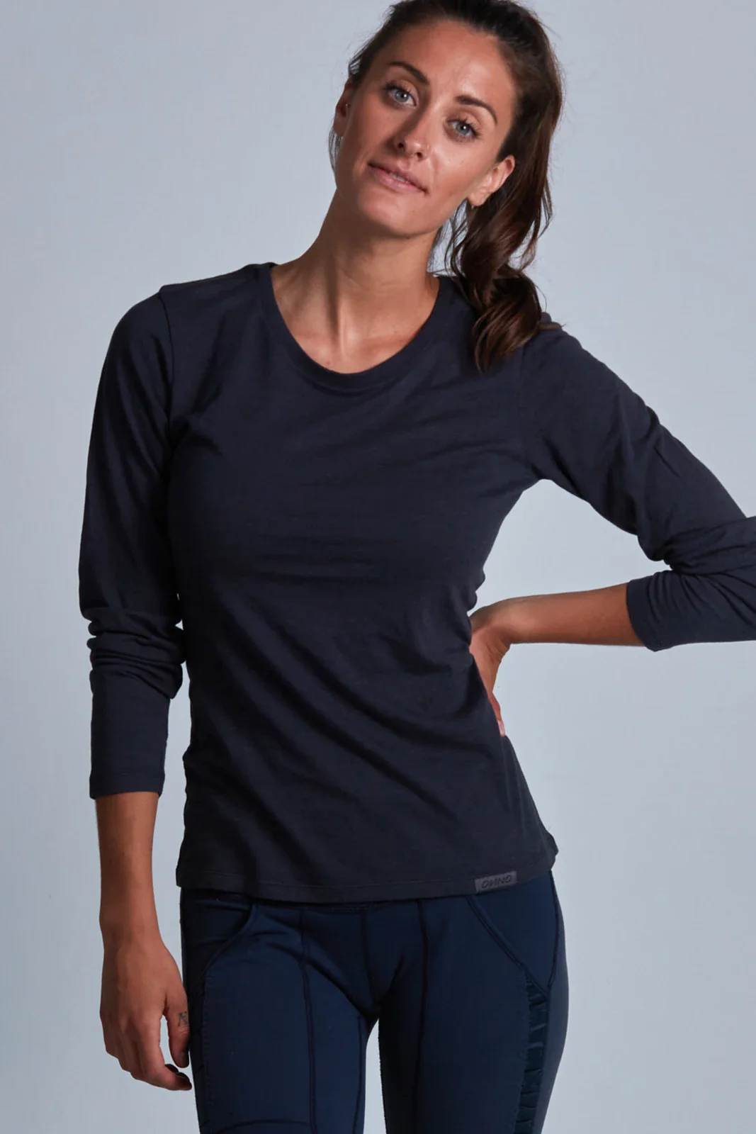 ONNO long sleeve bamboo t-shirt - Image 16