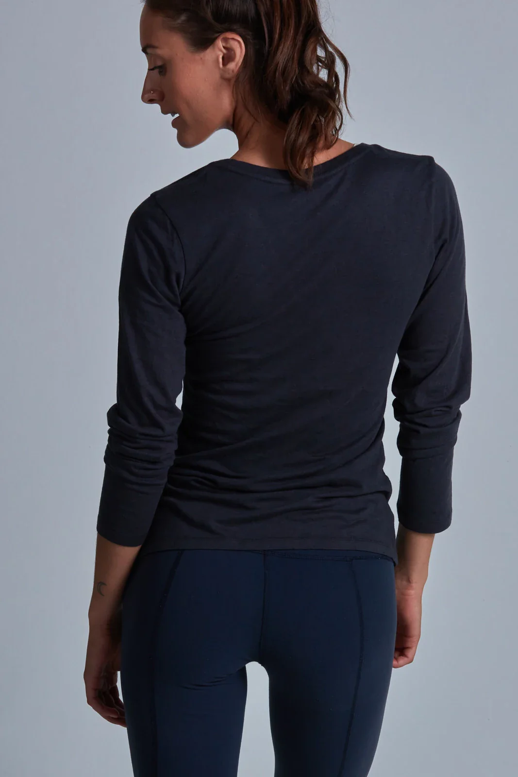 ONNO long sleeve bamboo t-shirt - Image 18