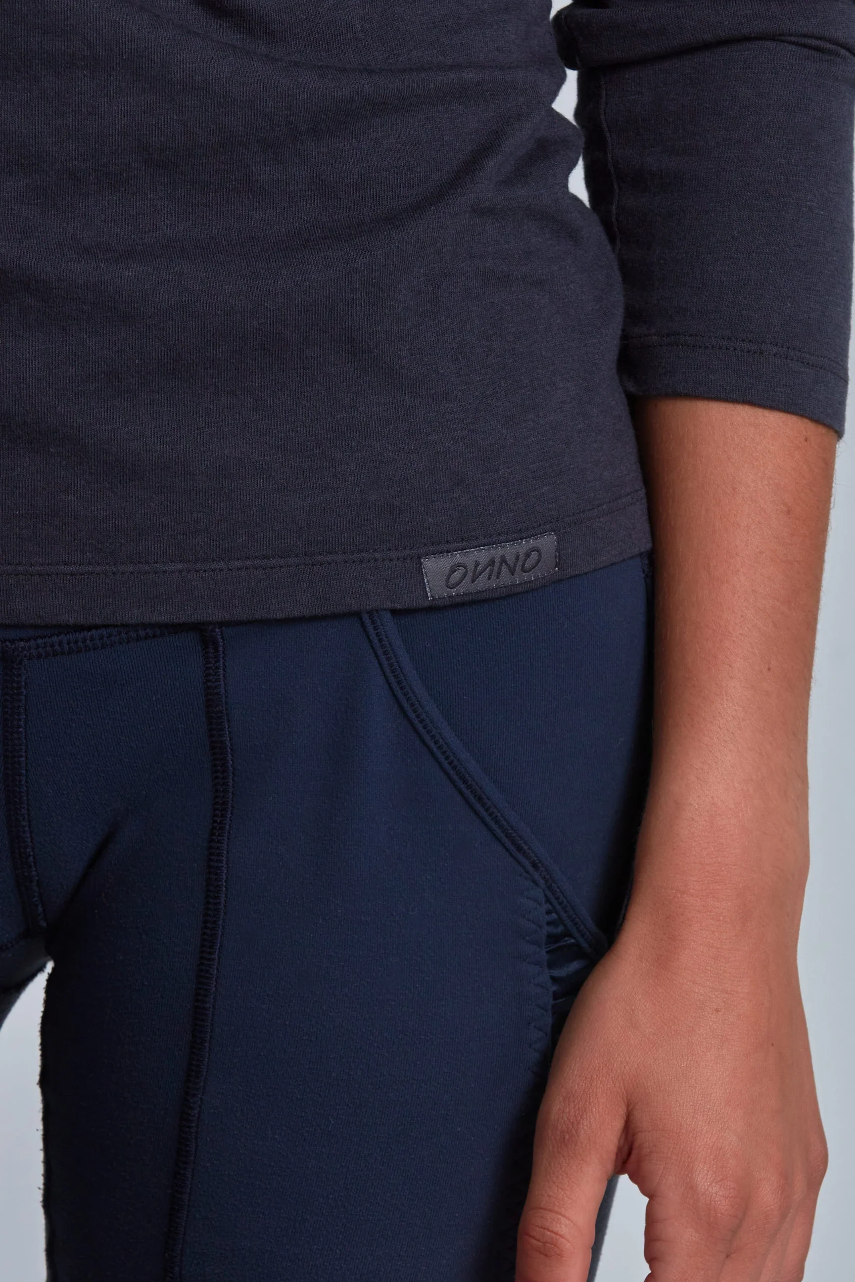 ONNO long sleeve bamboo t-shirt - Image 20