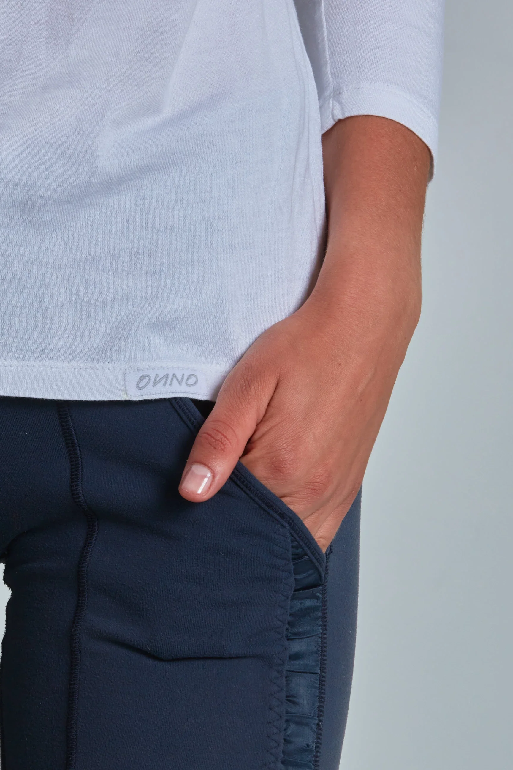ONNO long sleeve bamboo t-shirt - Image 5