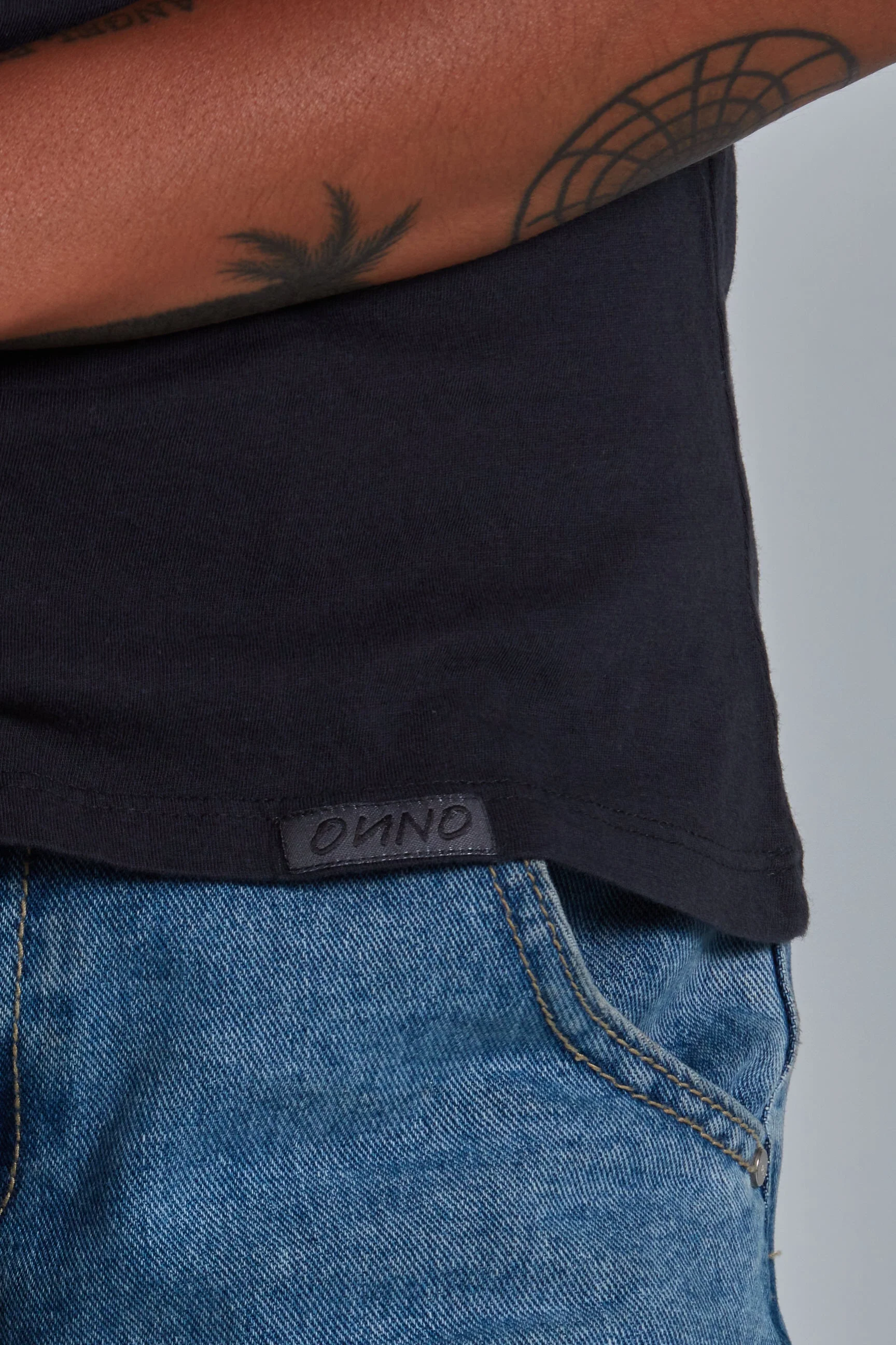 ONNO organic cotton t-shirt - Image 15